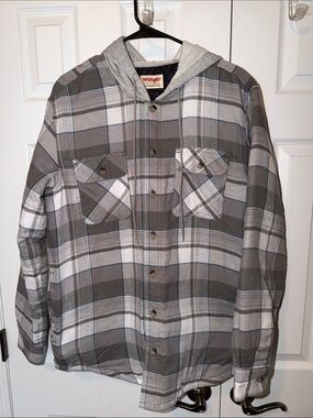 Wrangler Men's Gray Plaid Hooded Shirt Jacket